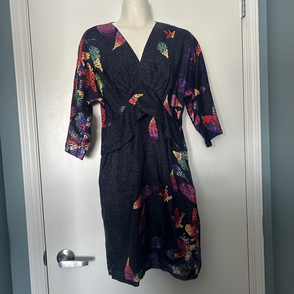 Ali Rose Silk Patten Peplum Detail Colorful Print Mid-Length Dress